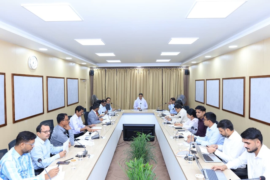Tripura CM holds meeting, directs to speed up public projects, ensure quality
