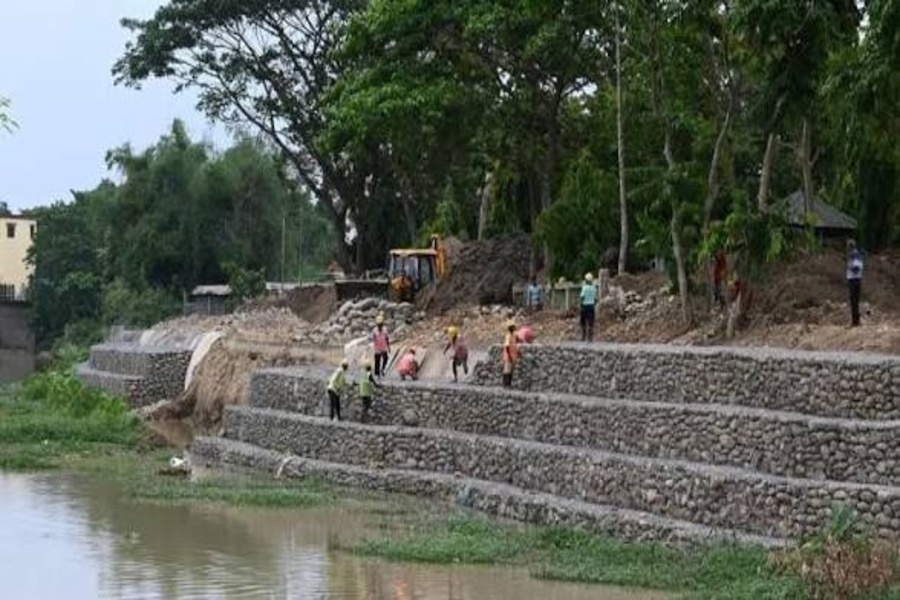 Heavy Vehicles Banned on Howrah River Embankments in Agartala to Protect Structure