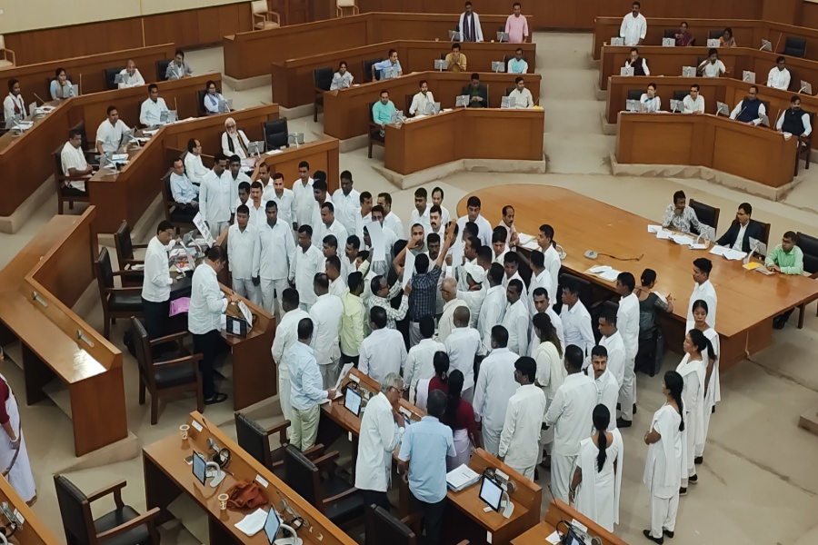 DGP Suicide Note Row: Congress MLA Sudip Roy Barman Expelled from Tripura Assembly; CPI(M) Stages Walkout
