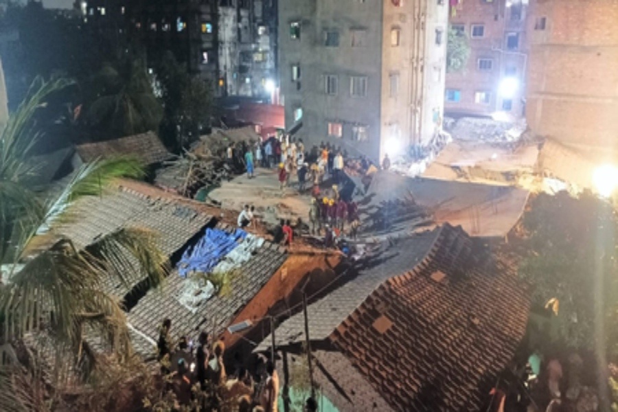 Garden Reach Building Collapse: Prime Accused Traced to Abu Dhabi