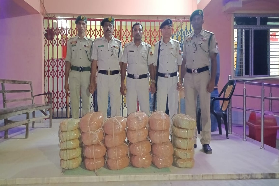 60 Kg ganja worth Rs 6 lakh seized near Indo-Bangla Border in Sepahijala