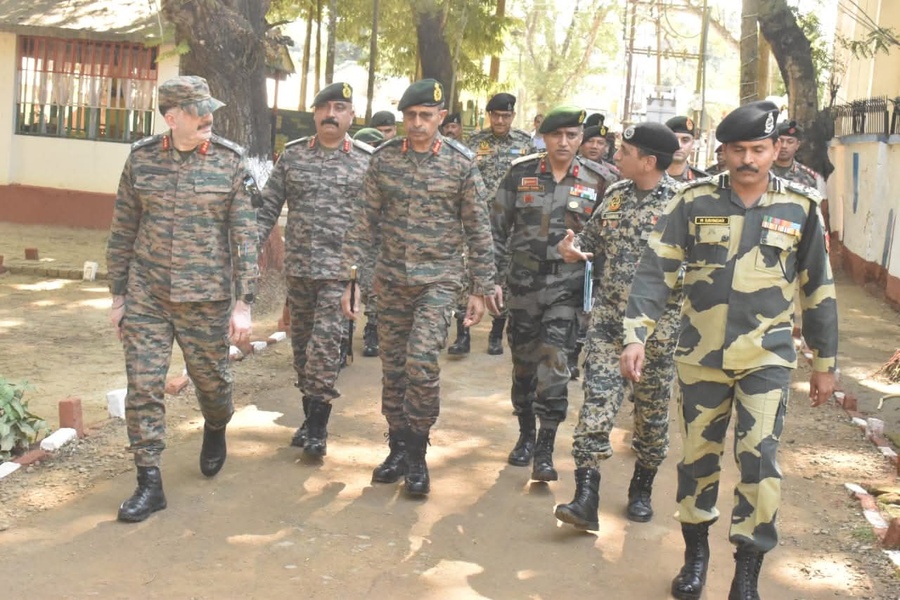 Army Chief of Eastern Command Inspects Tripura Border Area Amid Regional Tensions