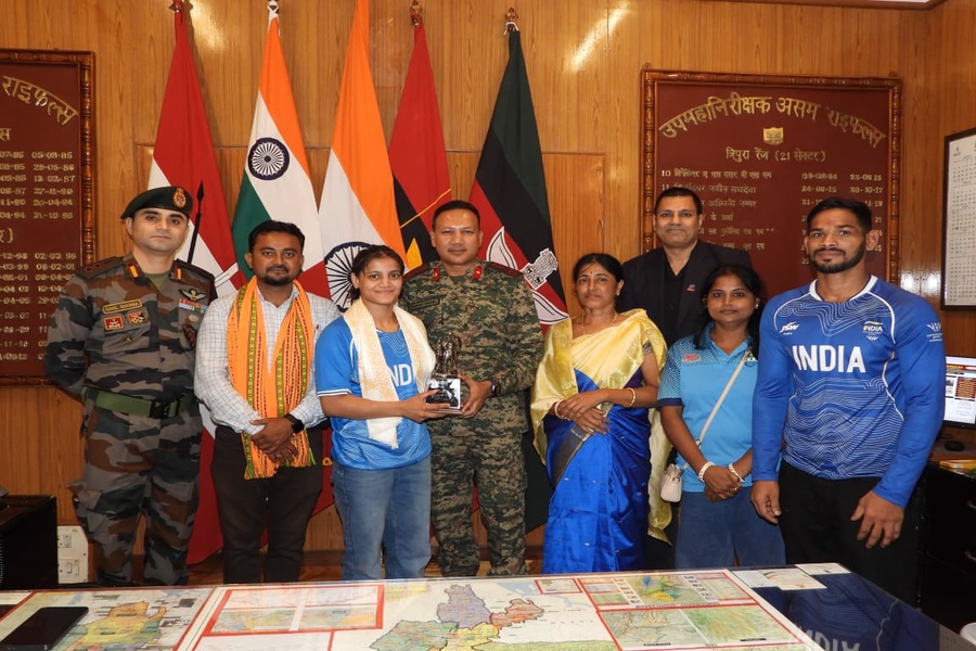 Assam Rifles felicitates Commonwealth Games gold medallist Asmita Dey in Agartala