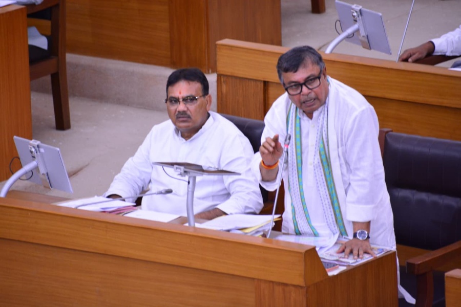 Govt Steps Up Power Infrastructure, Tariff Relief for Consumers: Power Minister, slams Left front for ignoring power development