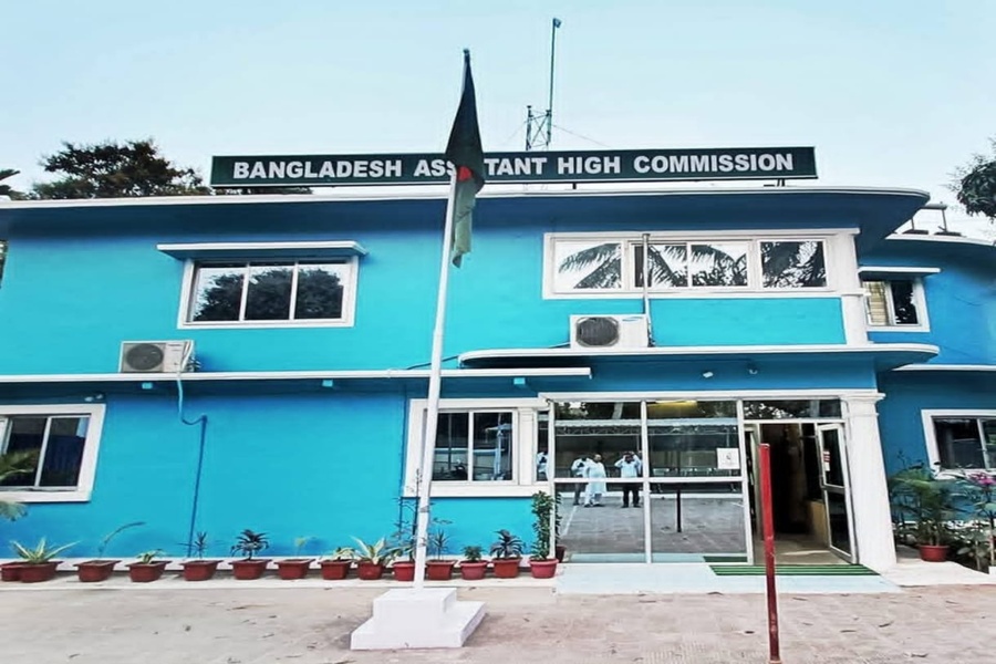 Bangladesh Mission in Agartala Suspends Visa, Consular Services Amid Protests