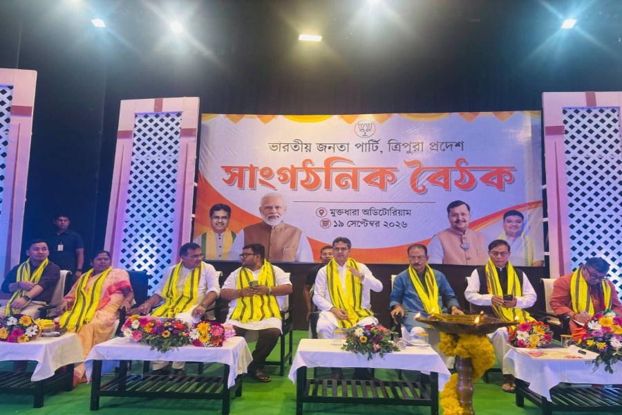 BJP reviews organisational preparedness ahead of Village Committee polls