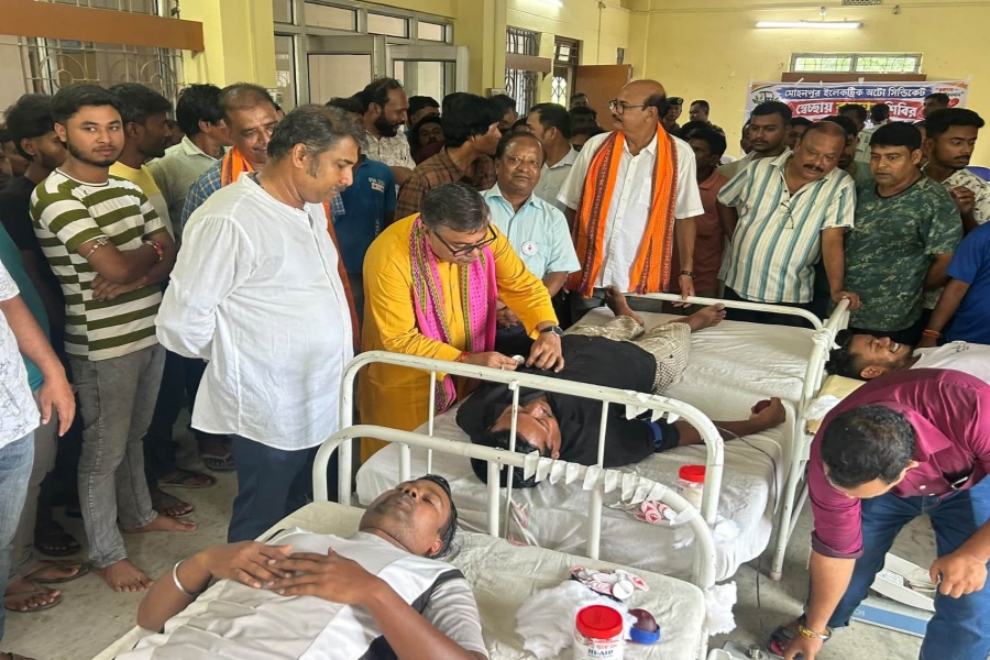Blood donation promotes humanity, social harmony: Power Minister