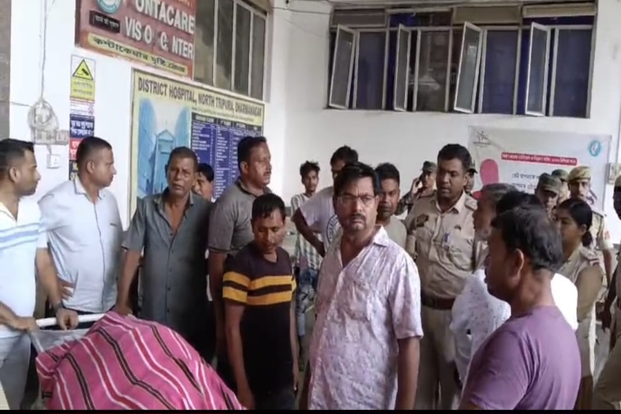 Death of Patient Triggers Protest at Dharmanagar District Hospital; Family Alleges Medical Negligence