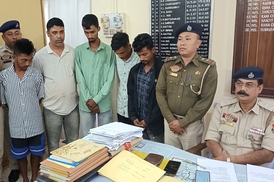 Tripura Police arrested five drug peddlers in Agartala