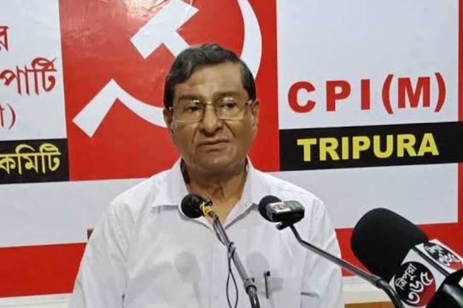 Former Power Minister Questions Government Over Smart Meter Issues, Seeks Probe Into Consumer Complaints