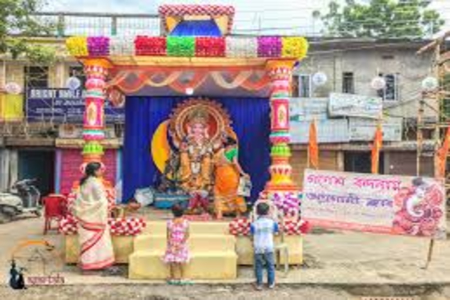 Tripura club to install 30-ft glass Ganesh idol