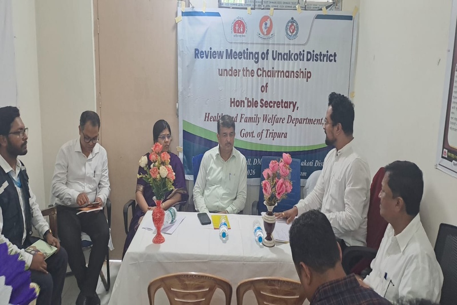Health Secretary Conducts Surprise In...