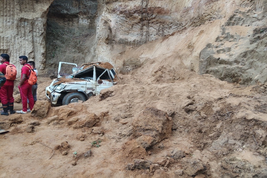 Landslide While Collecting Soil Claims Two Lives in Tripura's Khowai