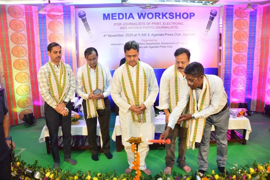 Truthful, objective reporting builds public trust: Tripura CM