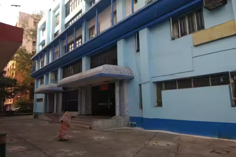 Neglect and Mismanagement Plague Tripura Bhavan Kolkata, Visitors Allege
