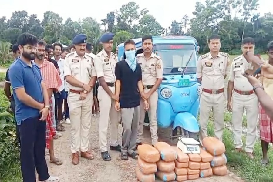 One Arrested with 40 kg of Cannabis in Khowai; Vehicle Seized