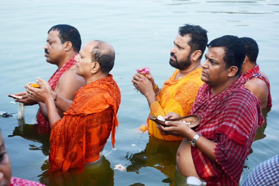 Mahalaya Marks Beginning of Devipaksha, People Offer Tarpan Across Tripura