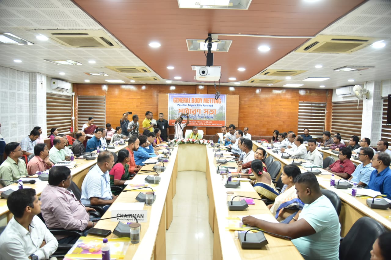 Power Minister highlights democratic role of Zila Parishad in rural governance