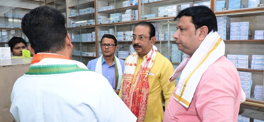 Tripura MP visits generic medicine centre at IGM Hospital