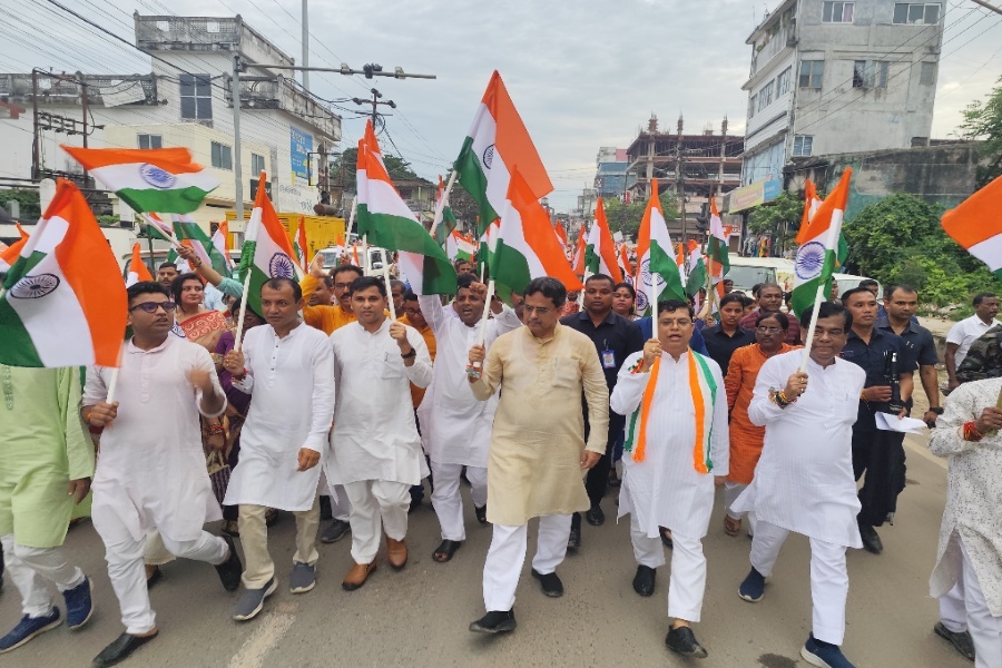 Revive patriotism by hoisting the tricolour across Tripura: CM