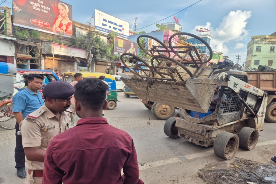 Special Drive Launched to Ease Traffic Congestion in Agartala Ahead of Durga Puja