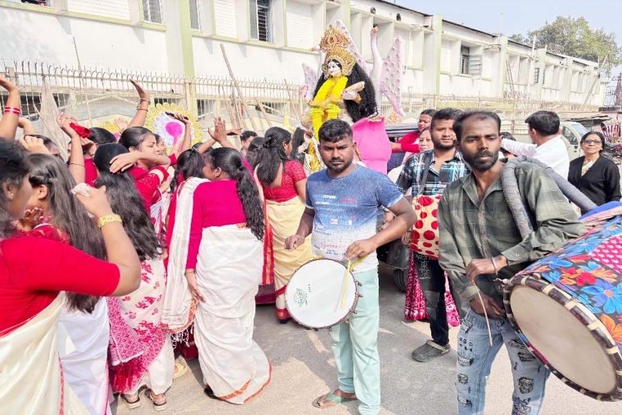 Excitement Builds Ahead of Saraswati Puja Across the State