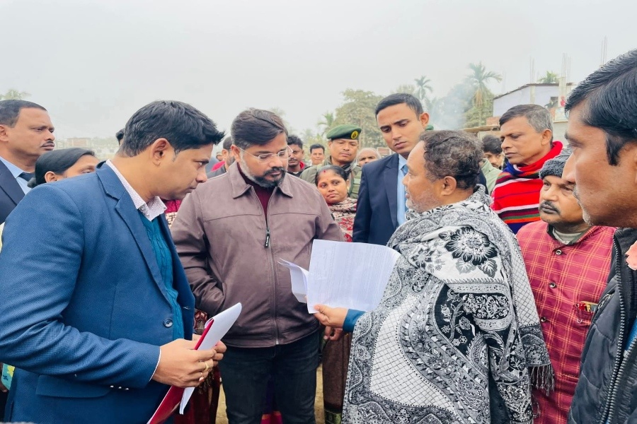 Transport Minister Inspects NH-8 Construction in Majlishpur