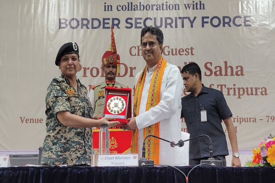 Tripura CM proposes BSF-state coordination panel for border security