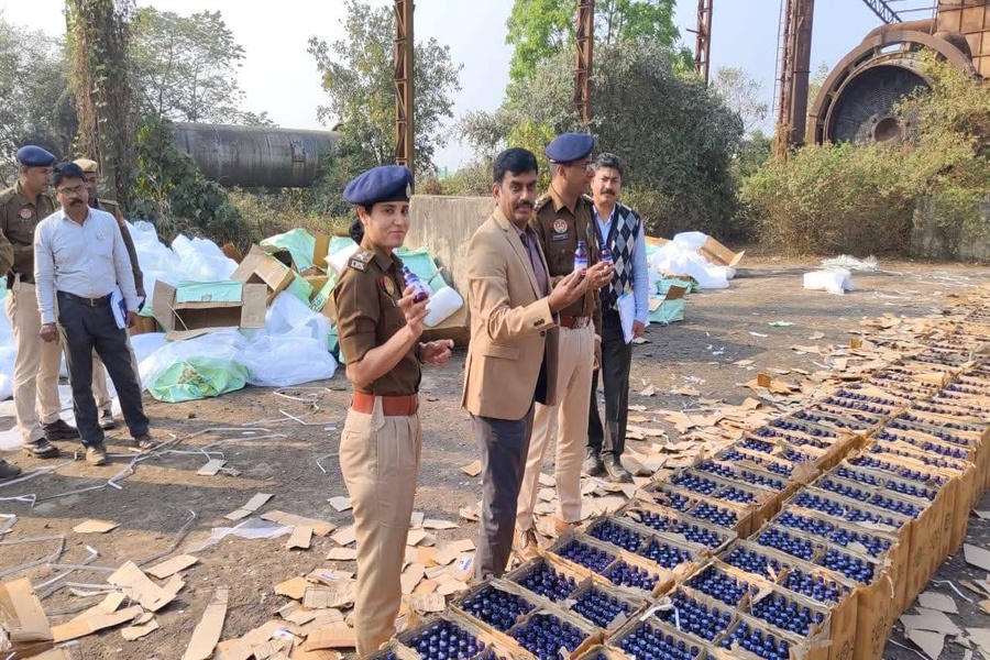 Tripura Police Dismantle Major Eskuf Syrup Shipment, Five Arrested