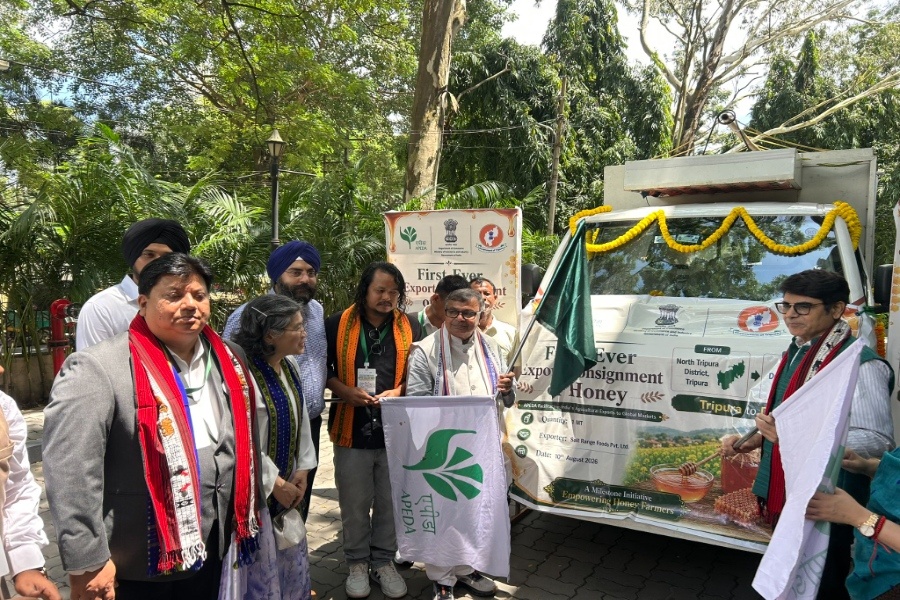 Tripura exports 1,000 Kg organic honey to UAE for first time