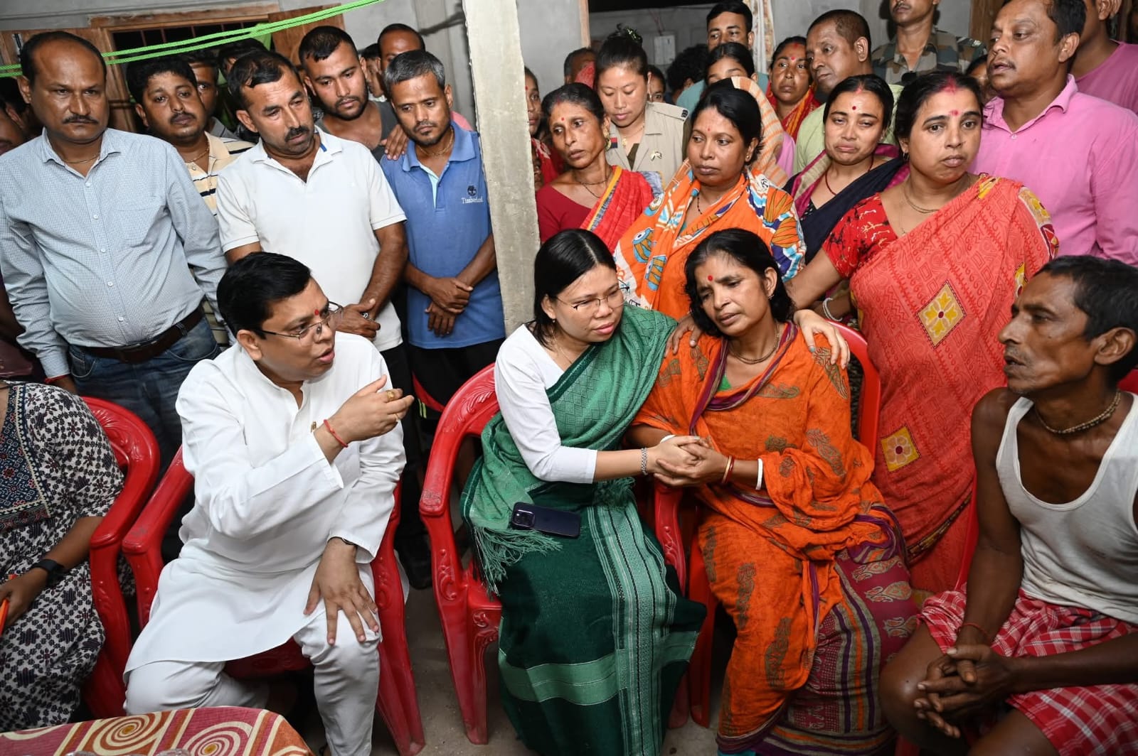 Two Ministers visit bereaved family of deceased truck driver, assures help