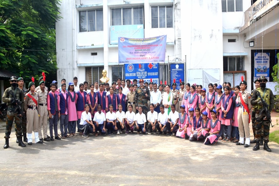 Assam Rifes CONDUCTS MOTIVATIONAL LECTURE AT Tripura College