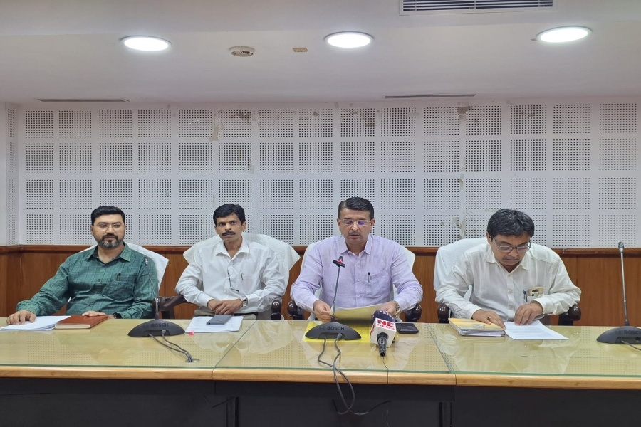 PWD Refutes Rumors of Manu River Bridge Collapse, Says Only Temporary Structures Affected