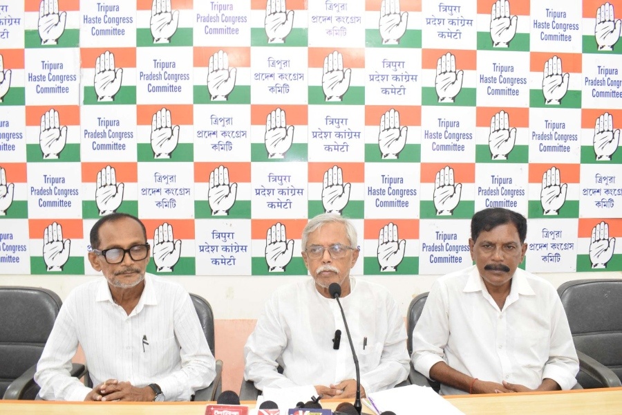 Congress Criticises Govt Over Smart Meters, Power Issues, Law and Order and Health Services