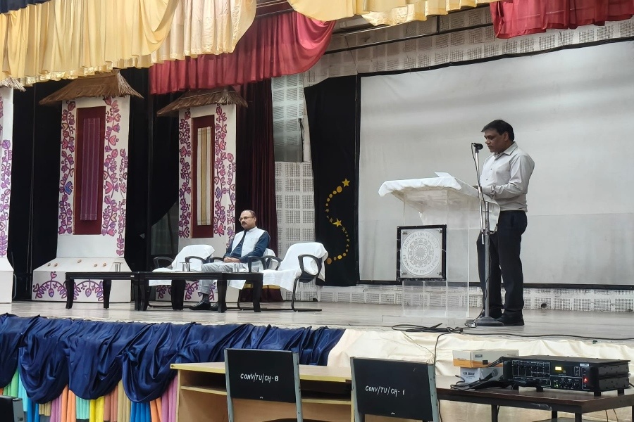 Tripura University VC Calls on Professors to Focus on National-Level Research