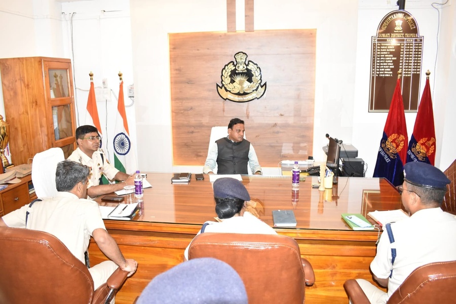IGP holds review meeting in Gomati, stresses on intelligence-based policing