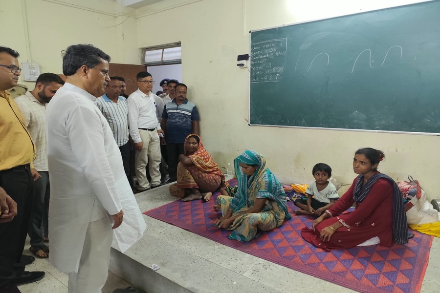 CM Visits Flood-Affected Areas, Assures Permanent Measures